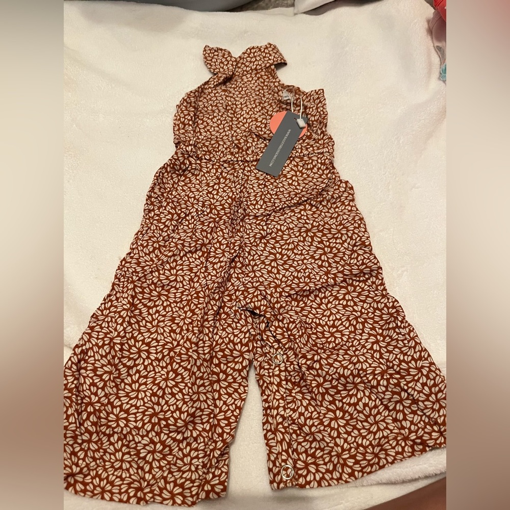 NWT Baileys Blossom jumper with pockets and snaps
